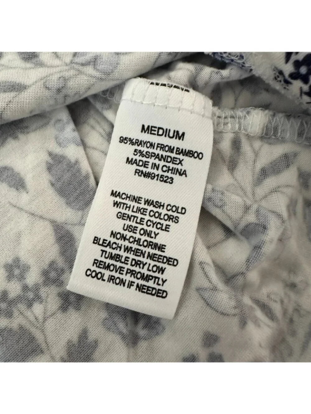 Draper James Pajamas Set Blue White Shorts Shirt Top Stretch Jersey MEDIUM